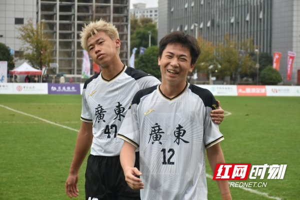 米兰体育官网-施图加特客场抢胜，实现连战胜利提振士气