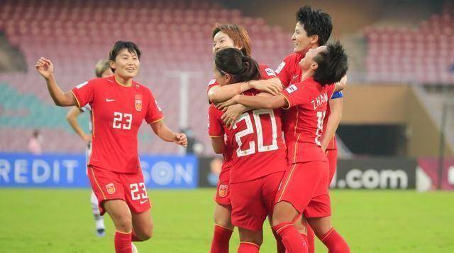国际体育界女子足球运动员实力强劲